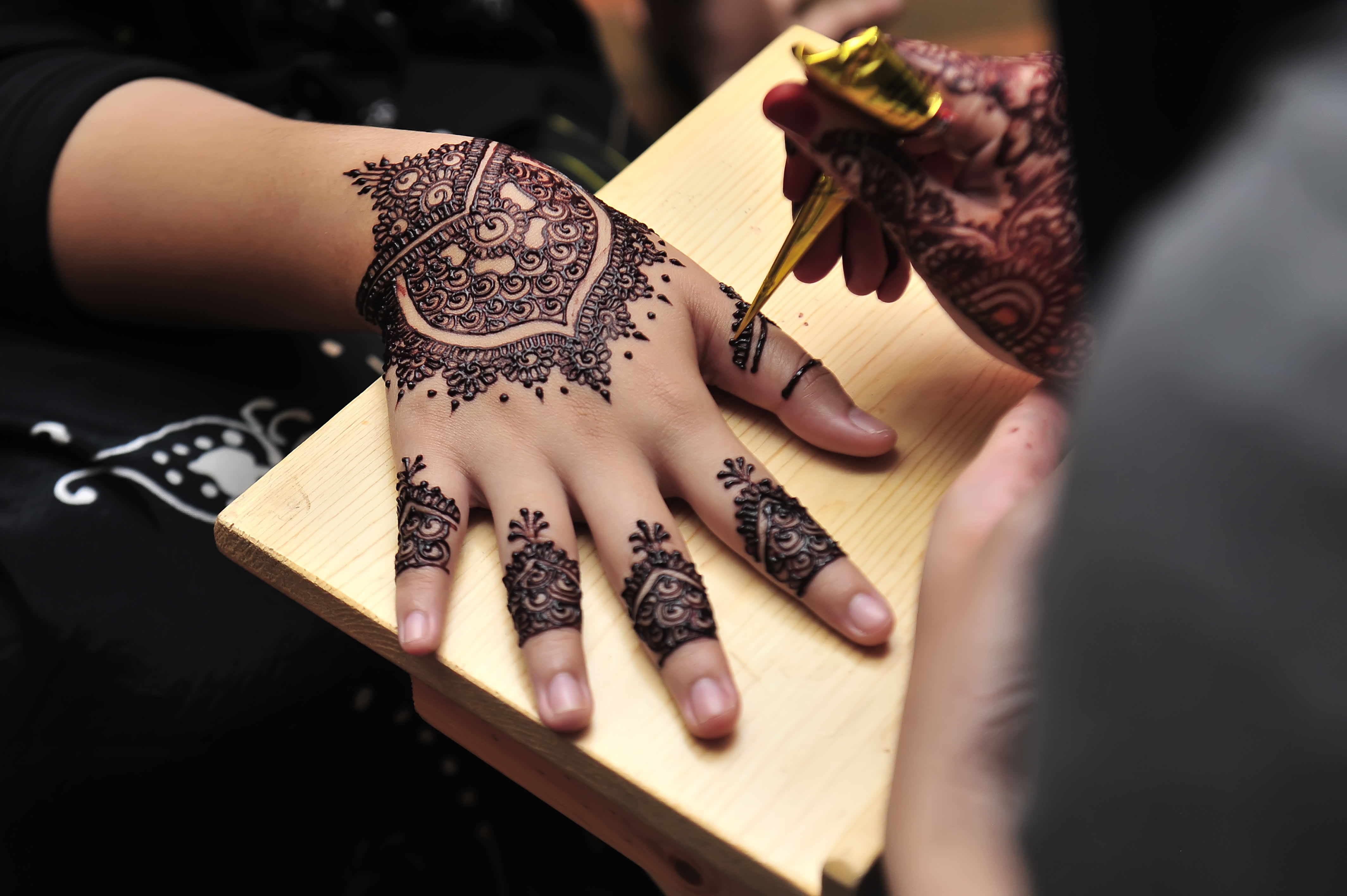 Grooms henna with Lord Ganesha and... - Henna by Arunika | Facebook