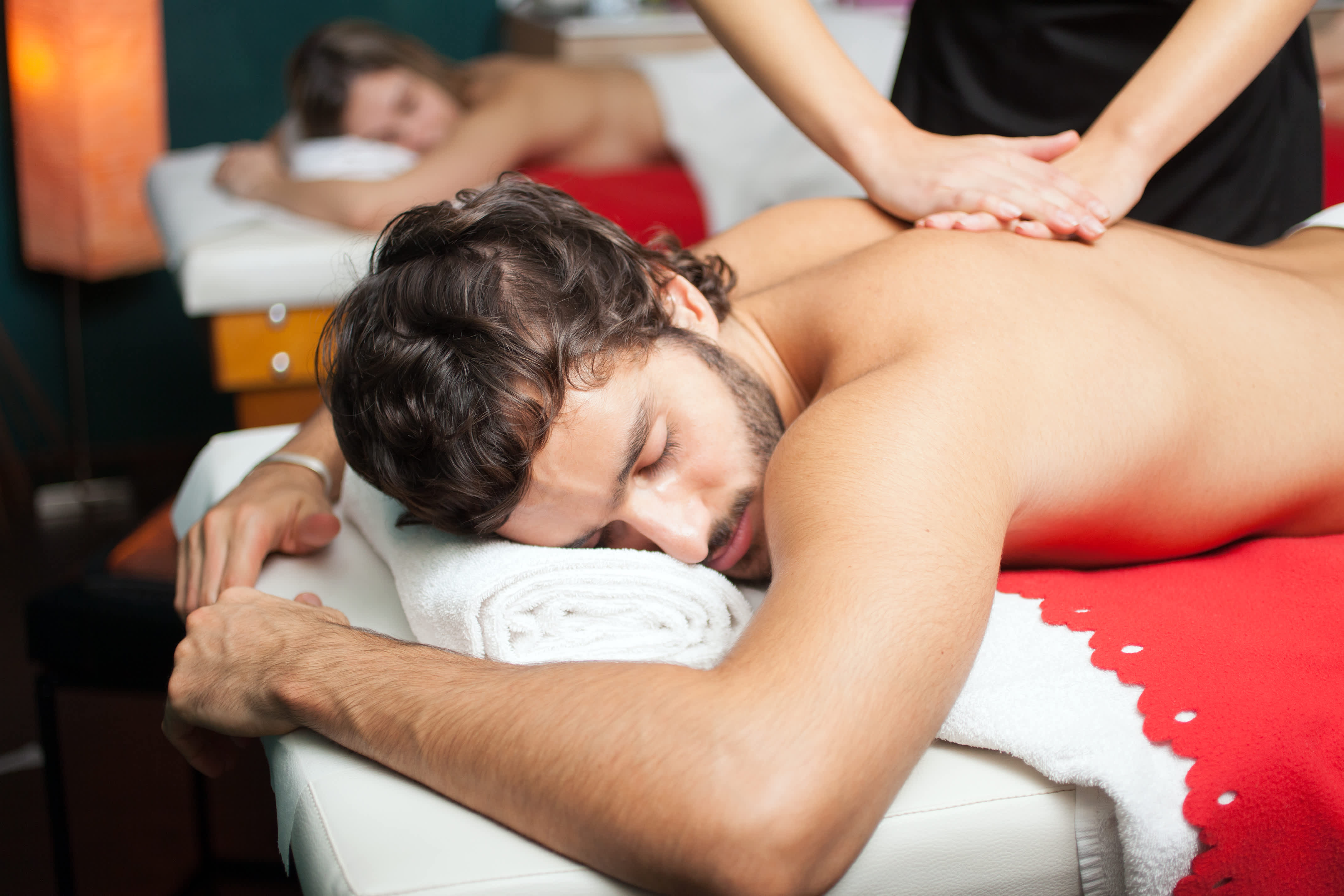 Brother massage. Шведский массаж. Шведский массаж картинки. Шведский массаж для мужчин. Шведский массаж спины.