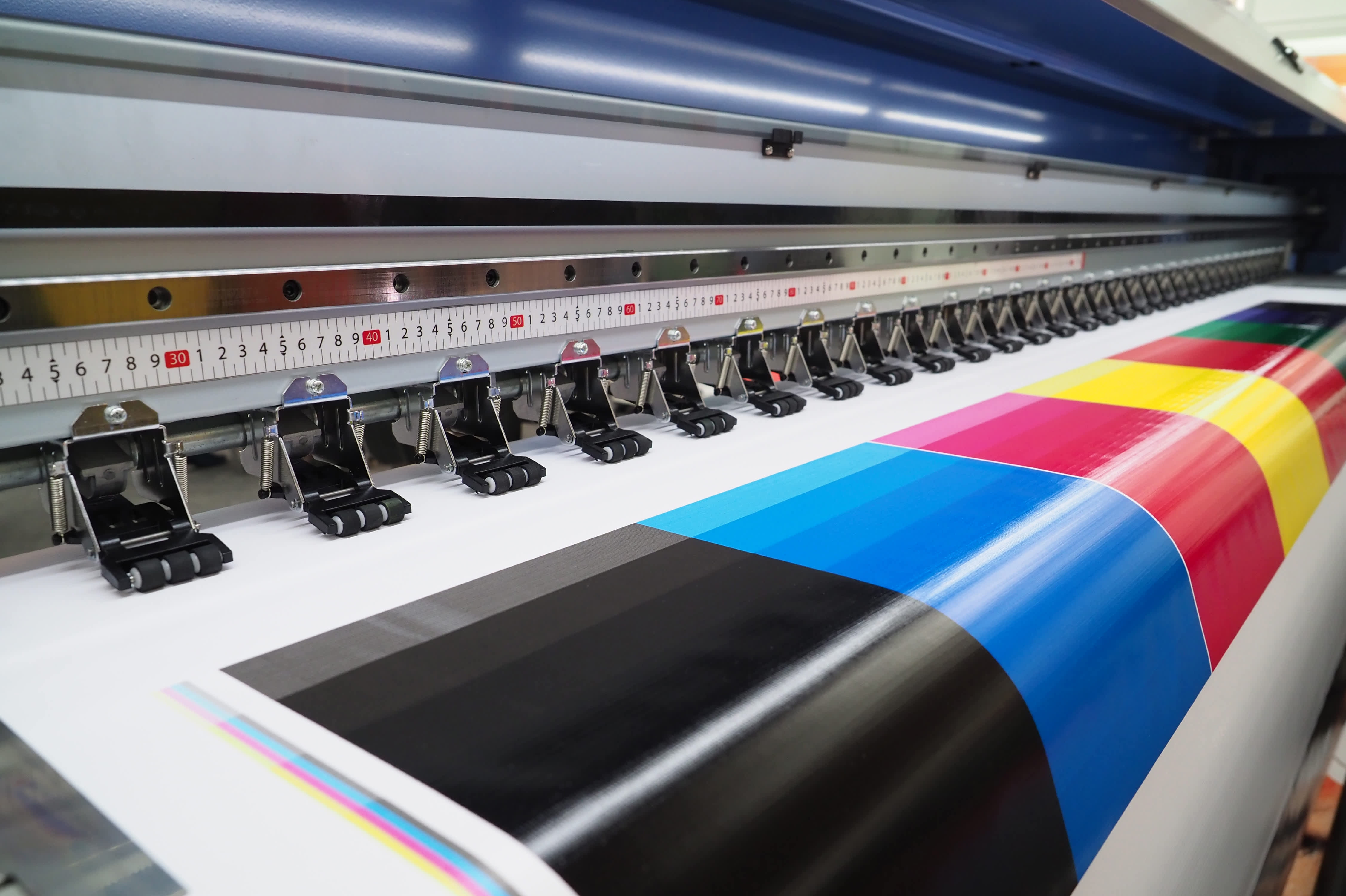 LOMORIOL S.L., imprentas y artes gráficas en Orihuela