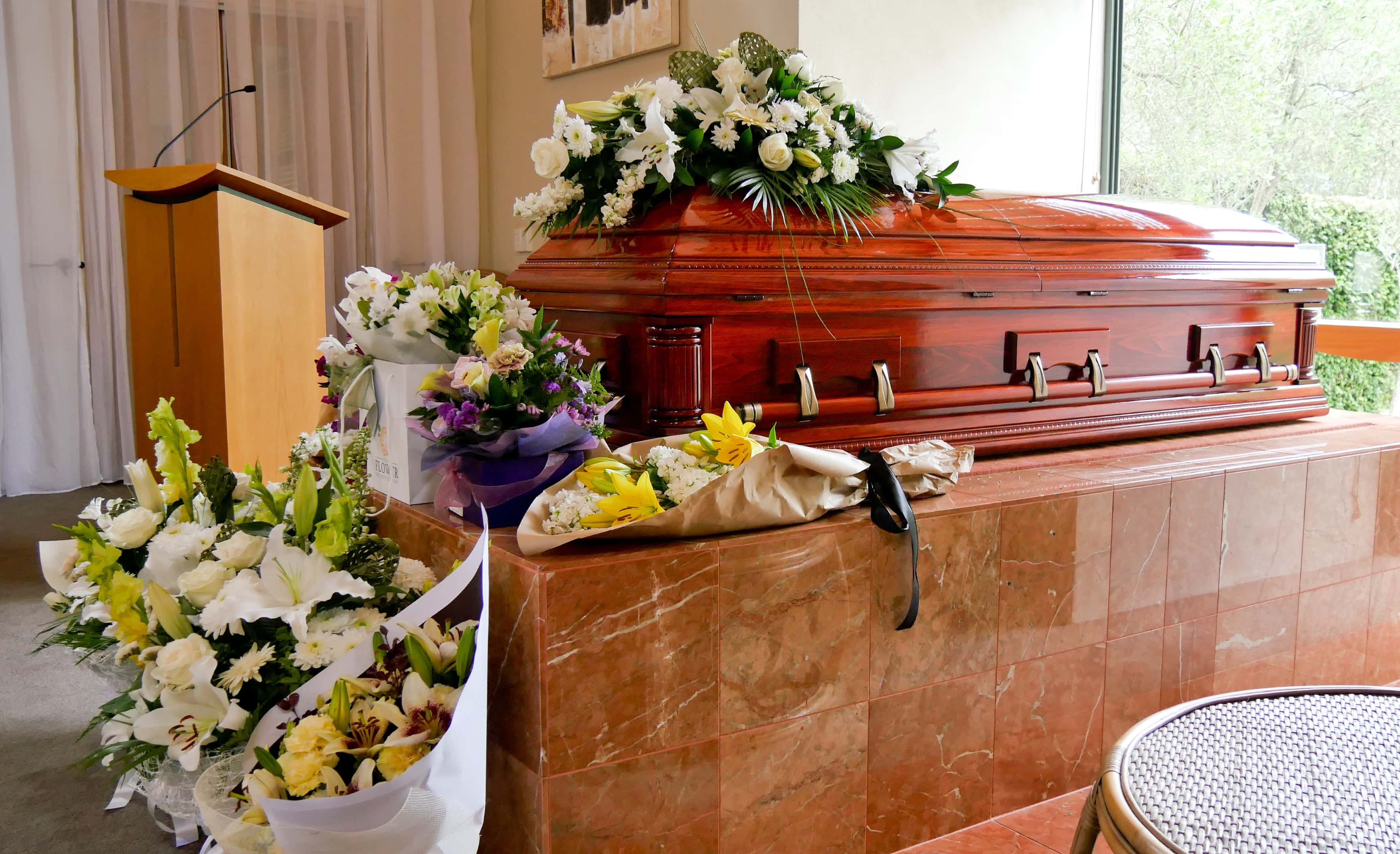 Servicios de Necesidad Inmediata Ofrecemos Funerales Apolo