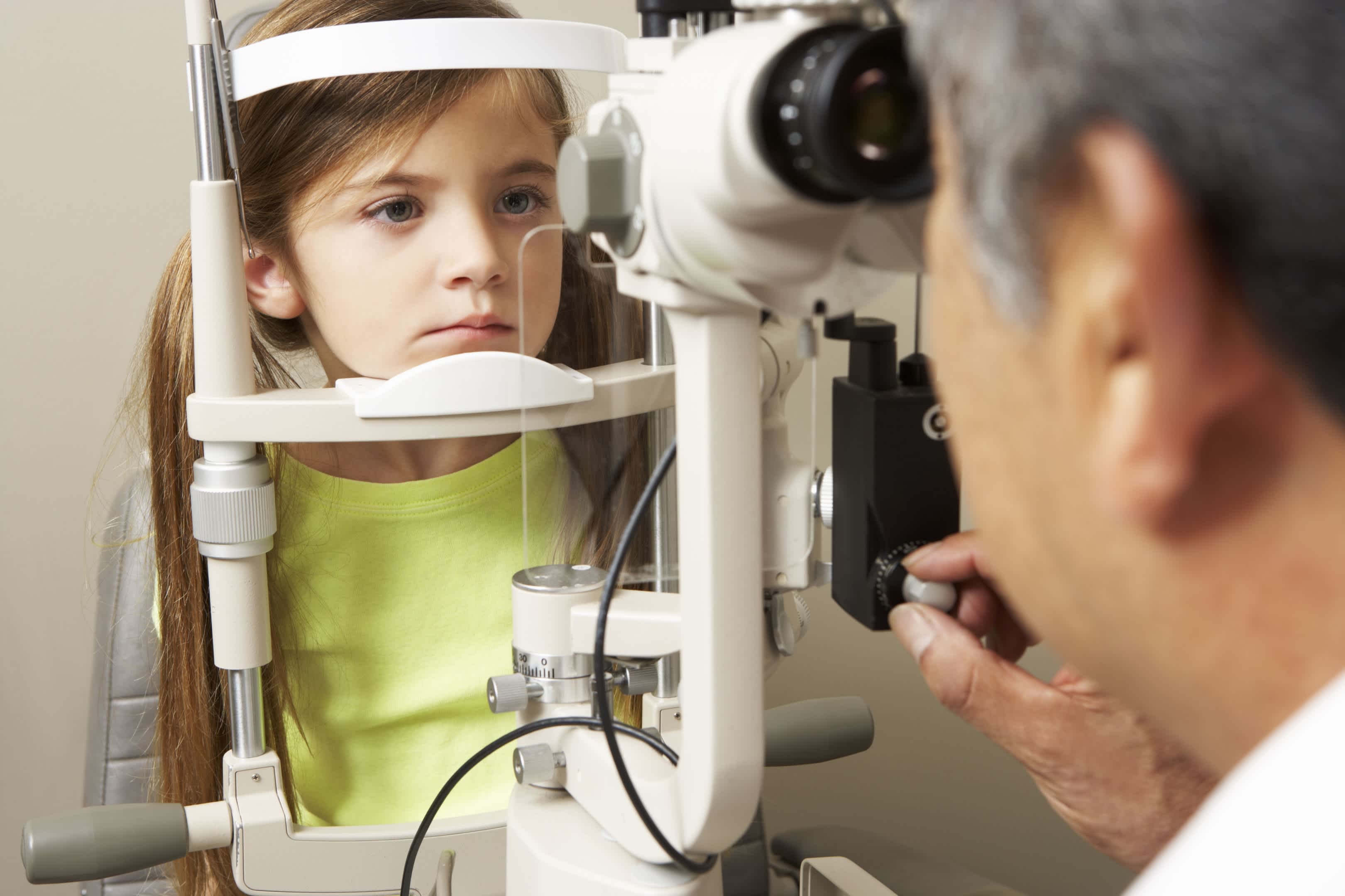 children-s-eyecare-eye-examinations-visionwise-opticians-glasses