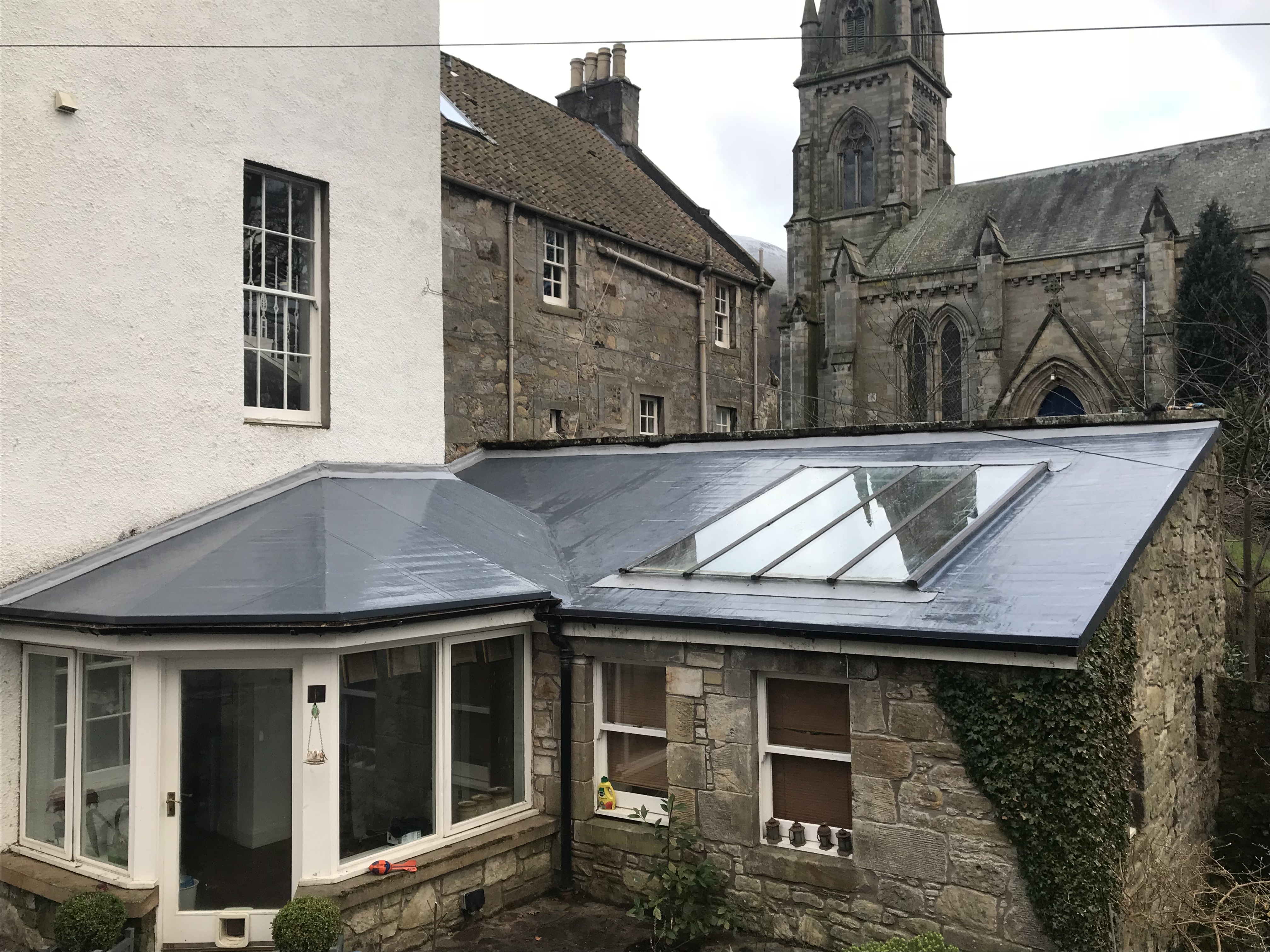 Lomond Roofing Roofer in Glenrothes