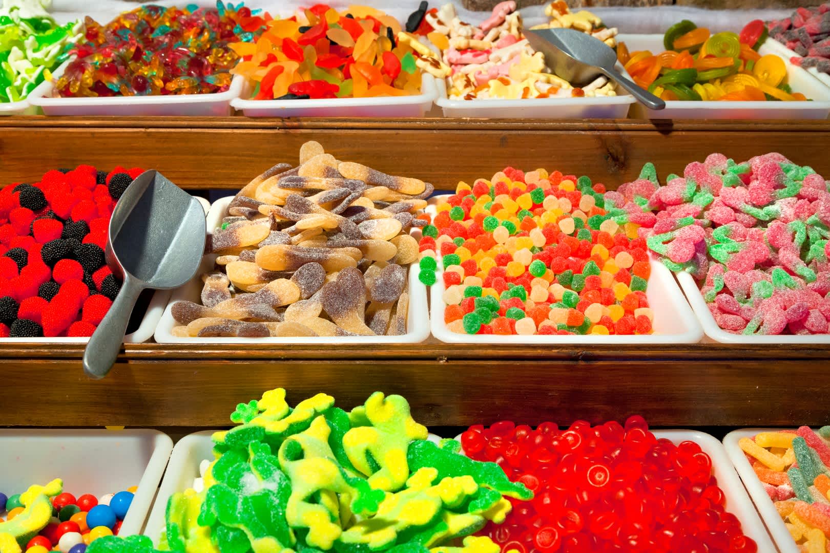 Suggar Dealers, la tienda-móvil que lleva dulces americanos por