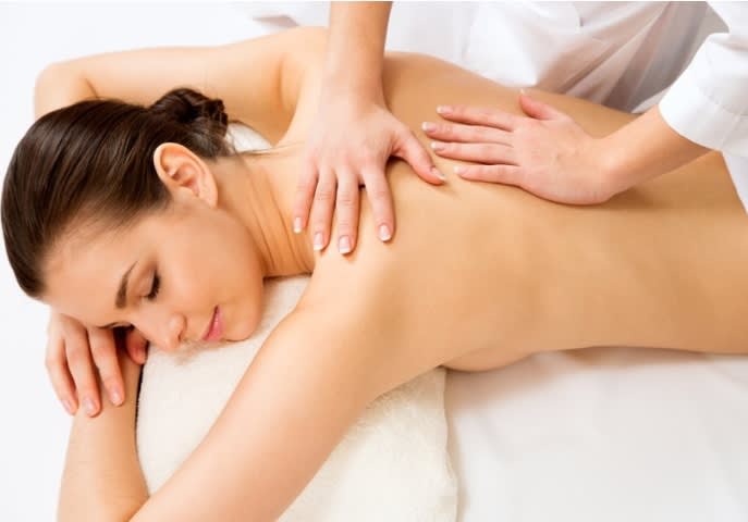 Mumbai Females body massage services center