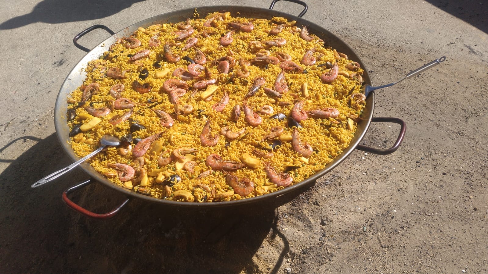 Paellas Gigantes Los Levantinos Catering en Paiporta
