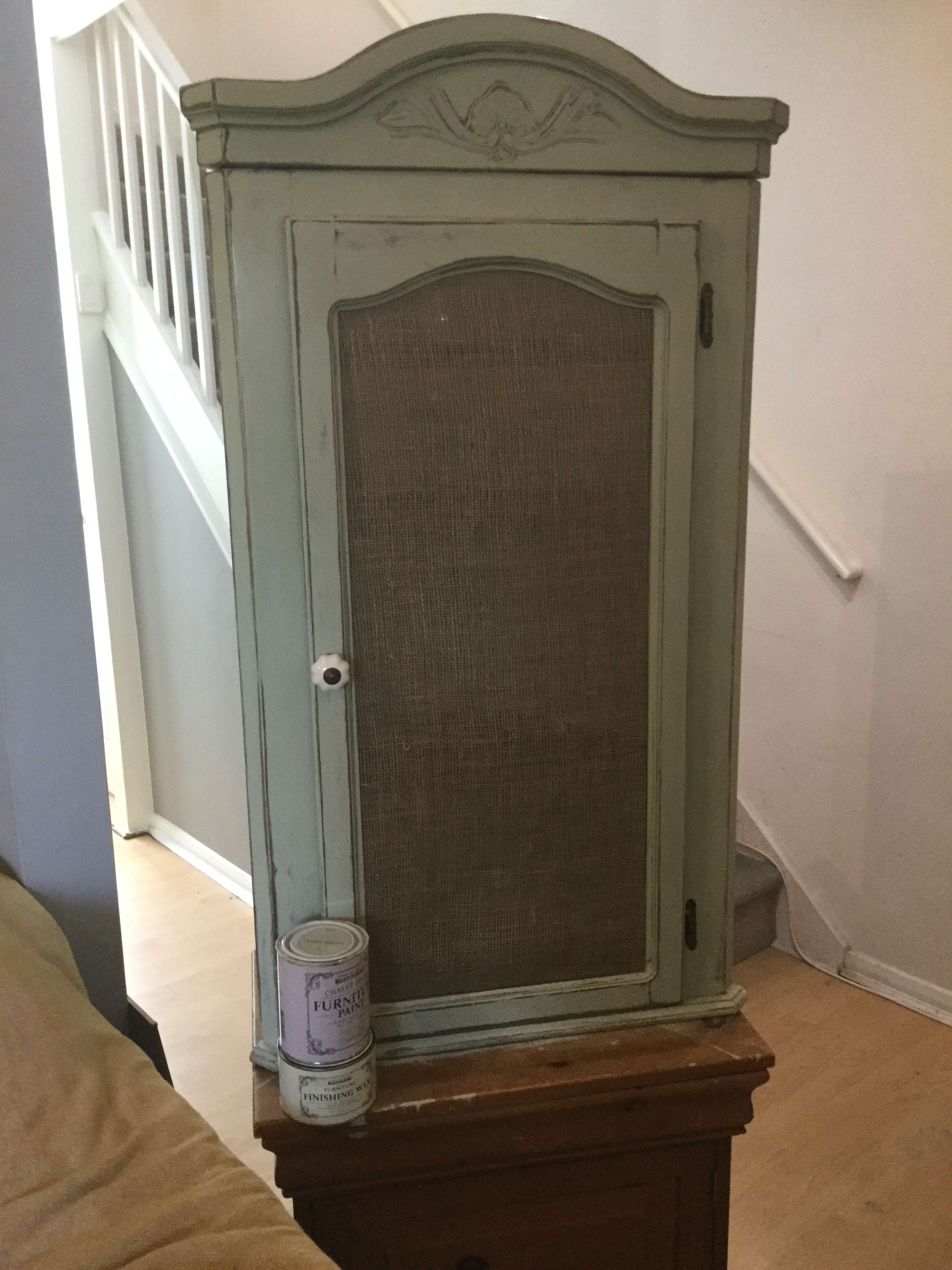 lyndys-upcycled-furniture-furnishings-upholstery-repairs-milton