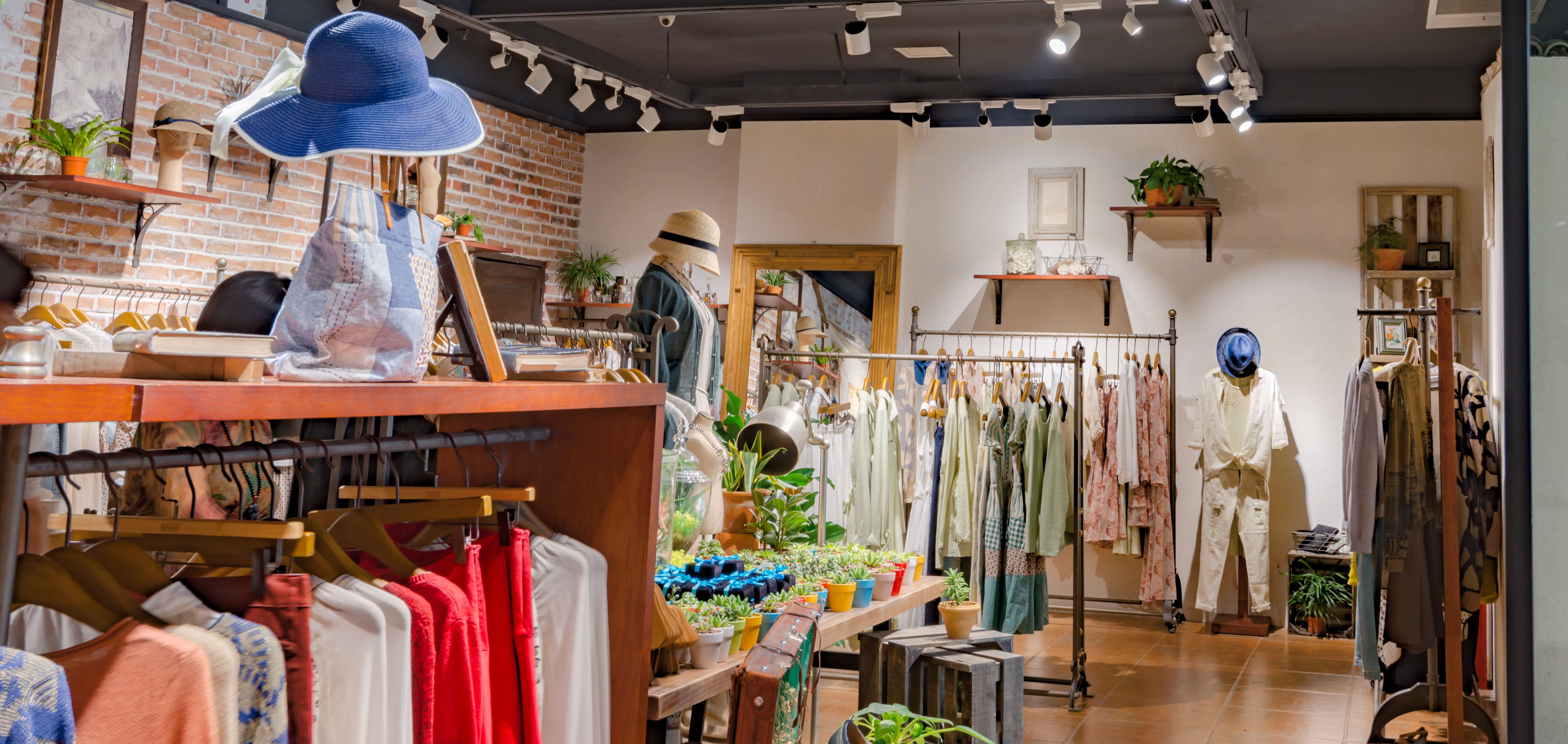 Golden Lady Leavenworth Clothing Store