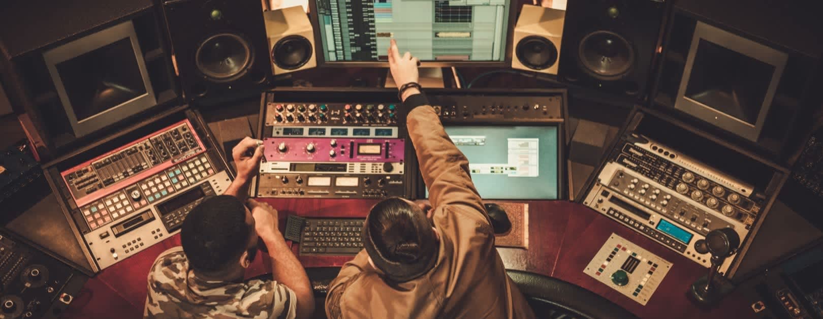 Recording studio interior for Filthy 4 Produktiunz