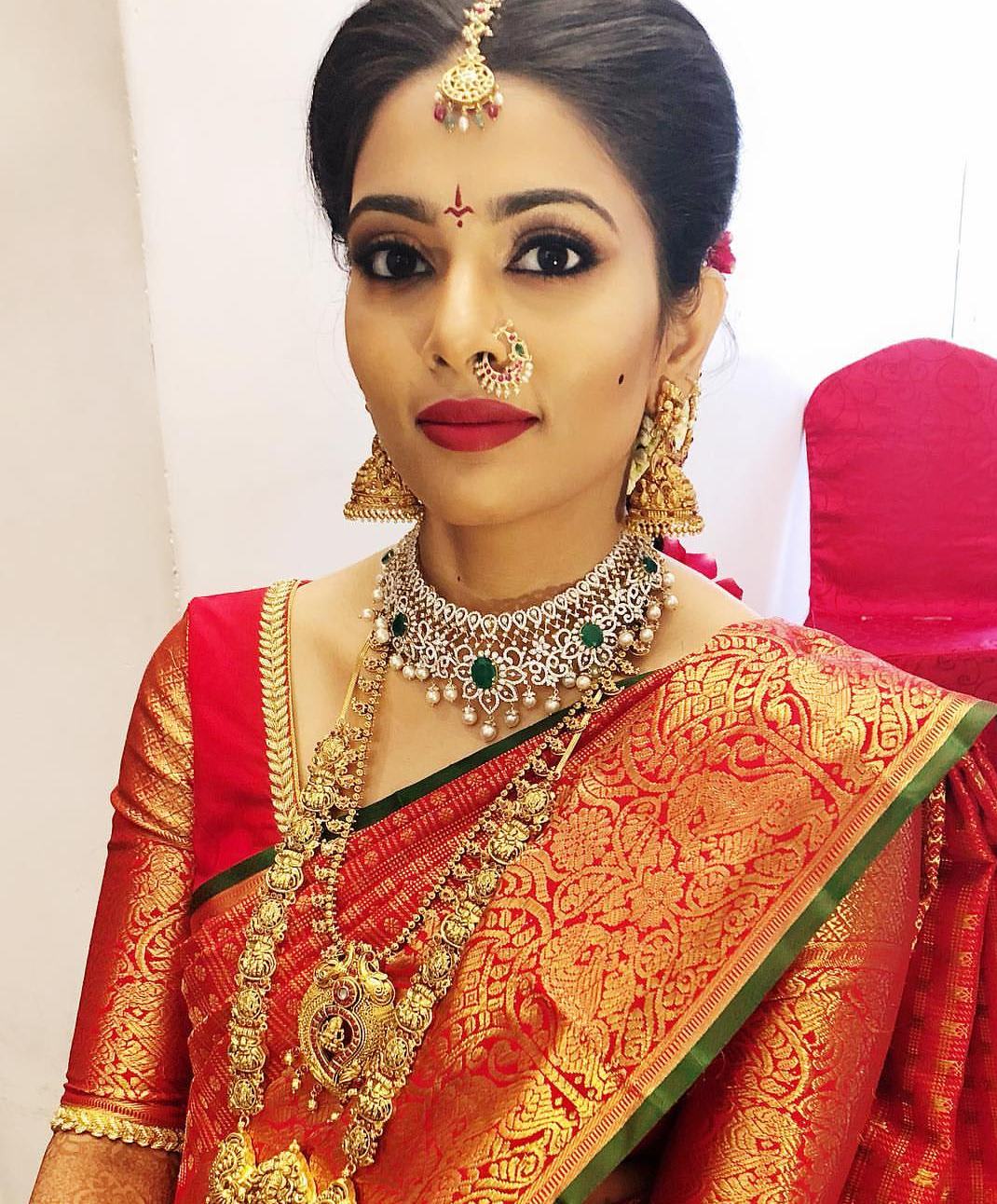 Image of Indian Bridal Makeup , Bridal Makeup Hairstyle , Latest Indian  Bridal Makeup . Wedding Makeup Images-WN681899-Picxy