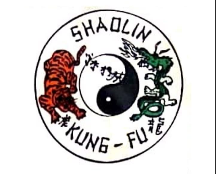 Asociación nacional de Kung Fu Sistema Shaolin Técnica James Yee Escuela Guerreros Del Águila Negra