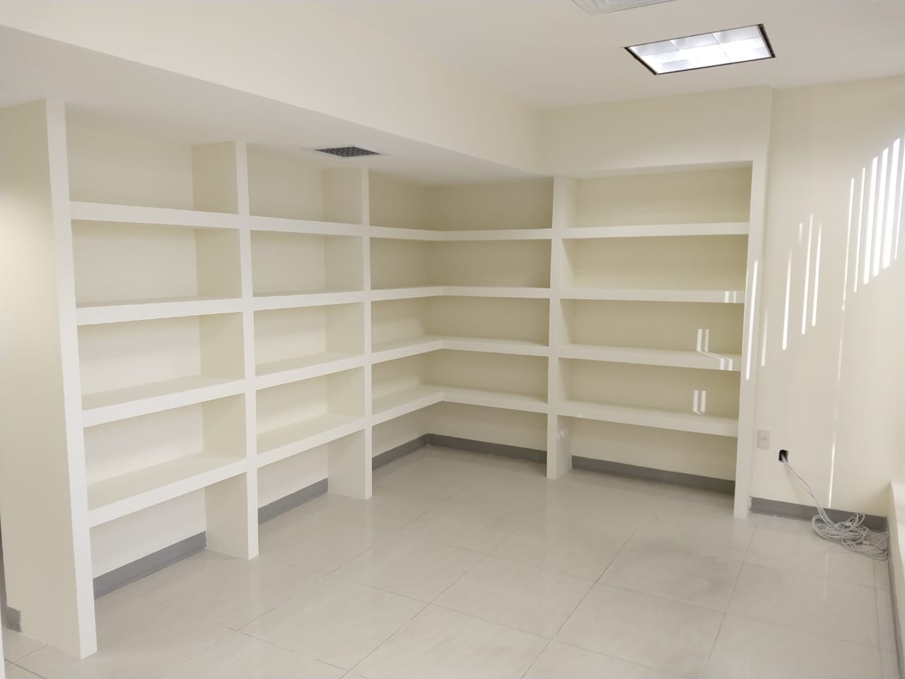 Libreros y closets de tablaroca - Construcciones ligeras - Tablaroca y  Acabados Prama | Guadalajara