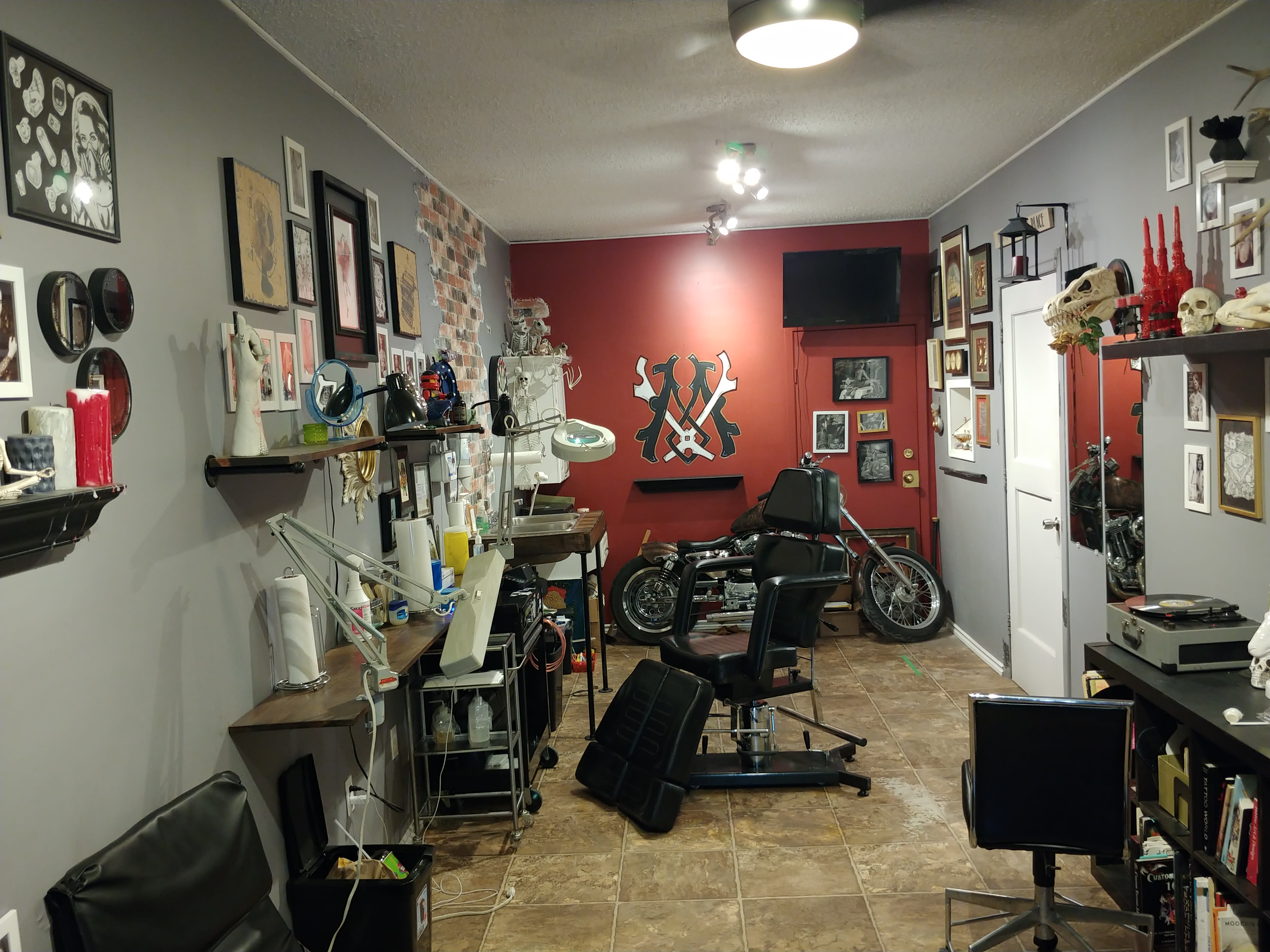 Modern Vintage Tattoo | Tattoo Shop in Whitecourt