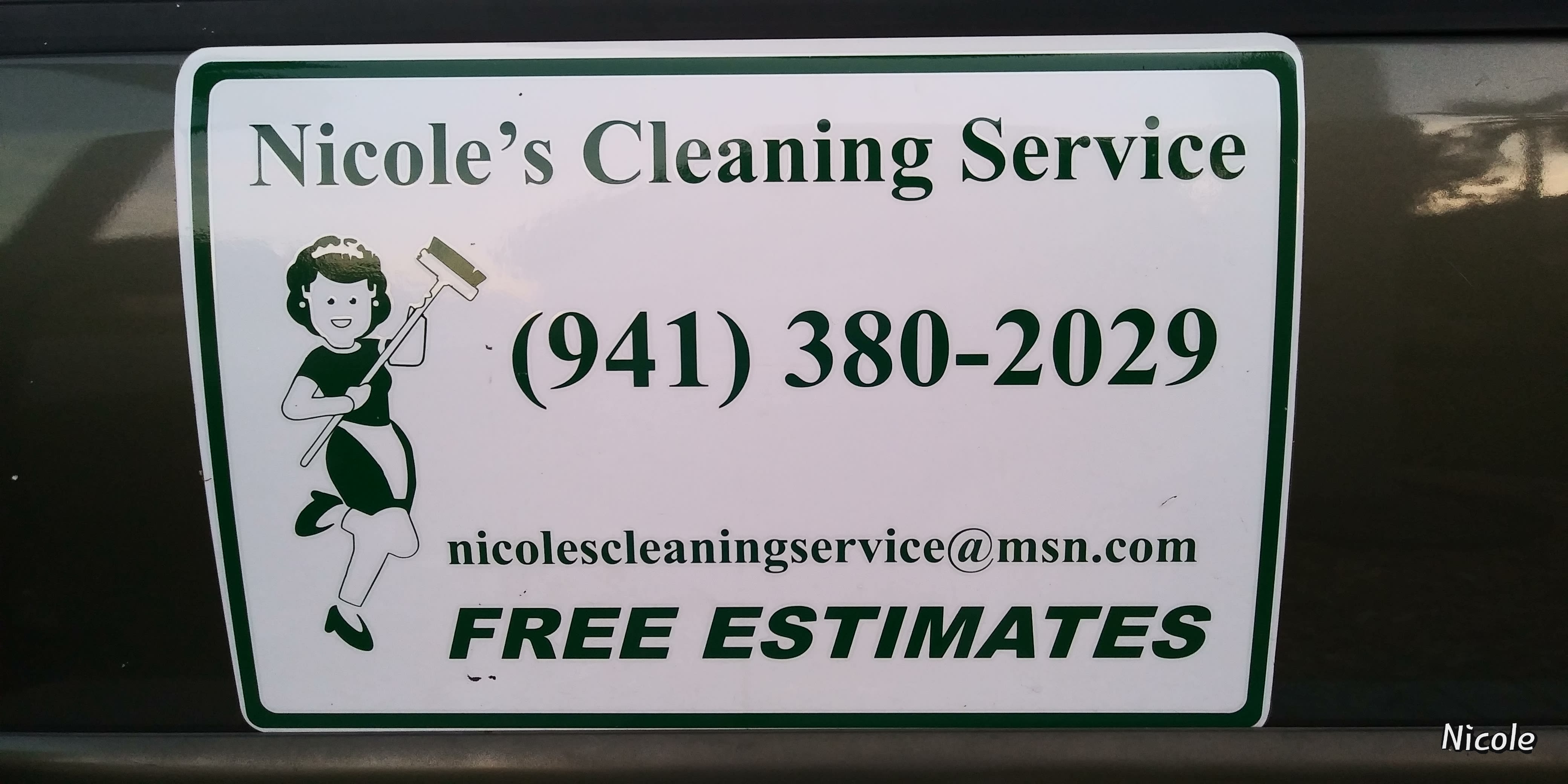 Nicoles Cleaning Service