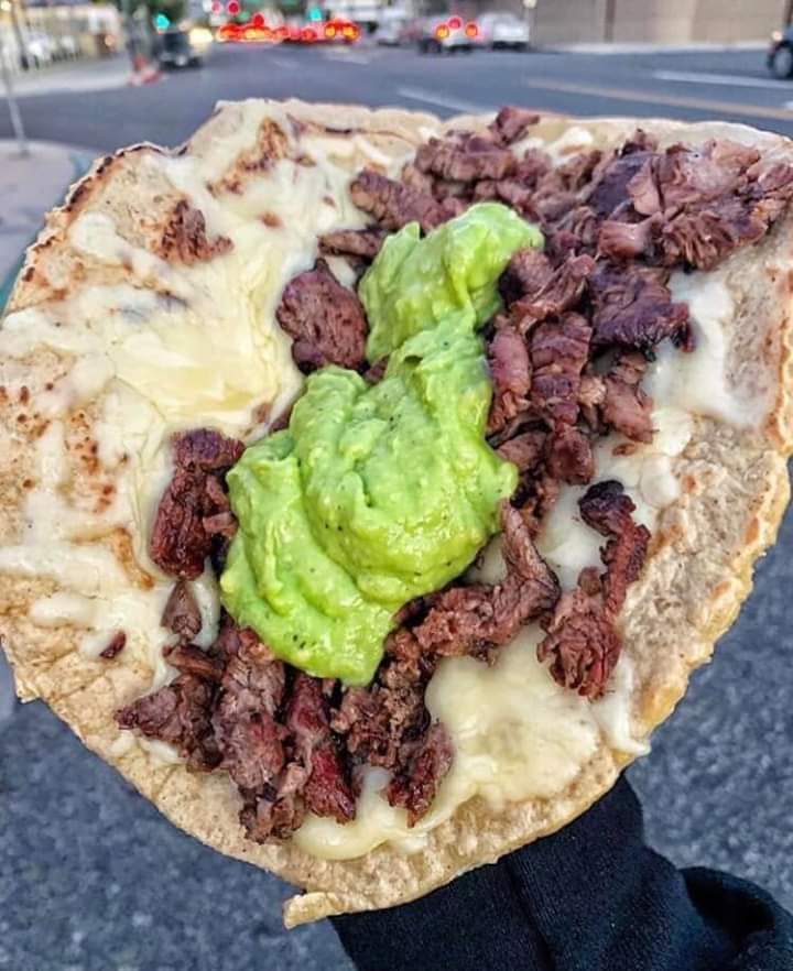 Buffet de guisados - Ofrecemos - El Taco Gabo - Taquería | Ciudad de México