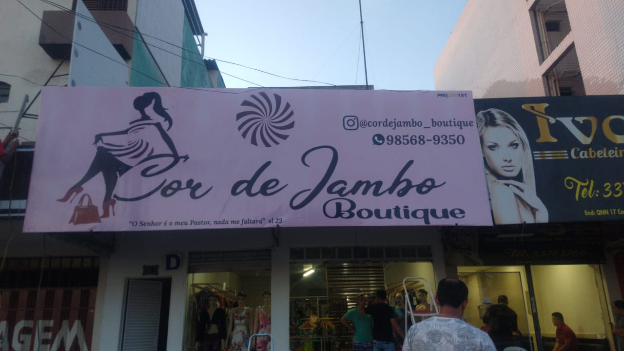 Cor de Jambo Boutique