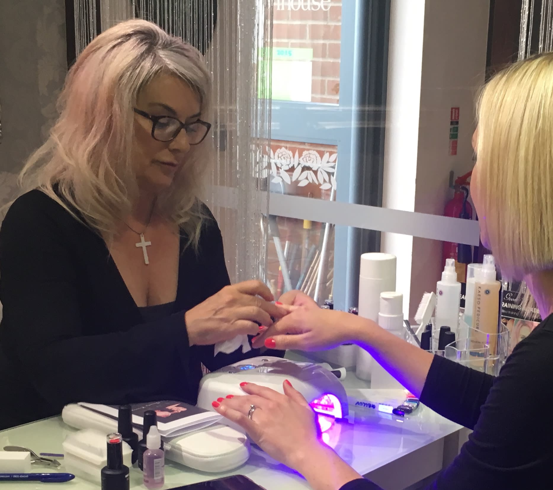 Beginners Nail Tech Course Accredited Beauty & Nail Courses Bella