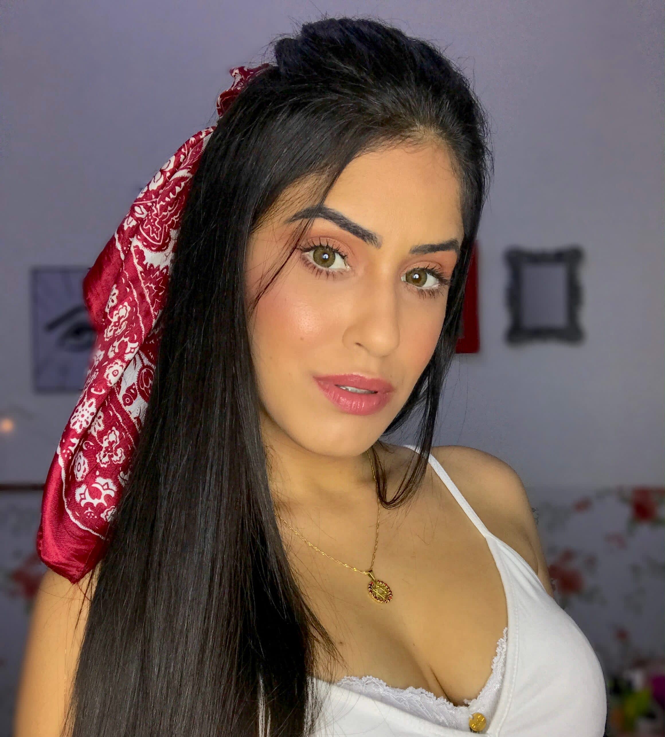 Amariah Morales:  Tiktok'S Inspirational Icon! - kdv2j2h