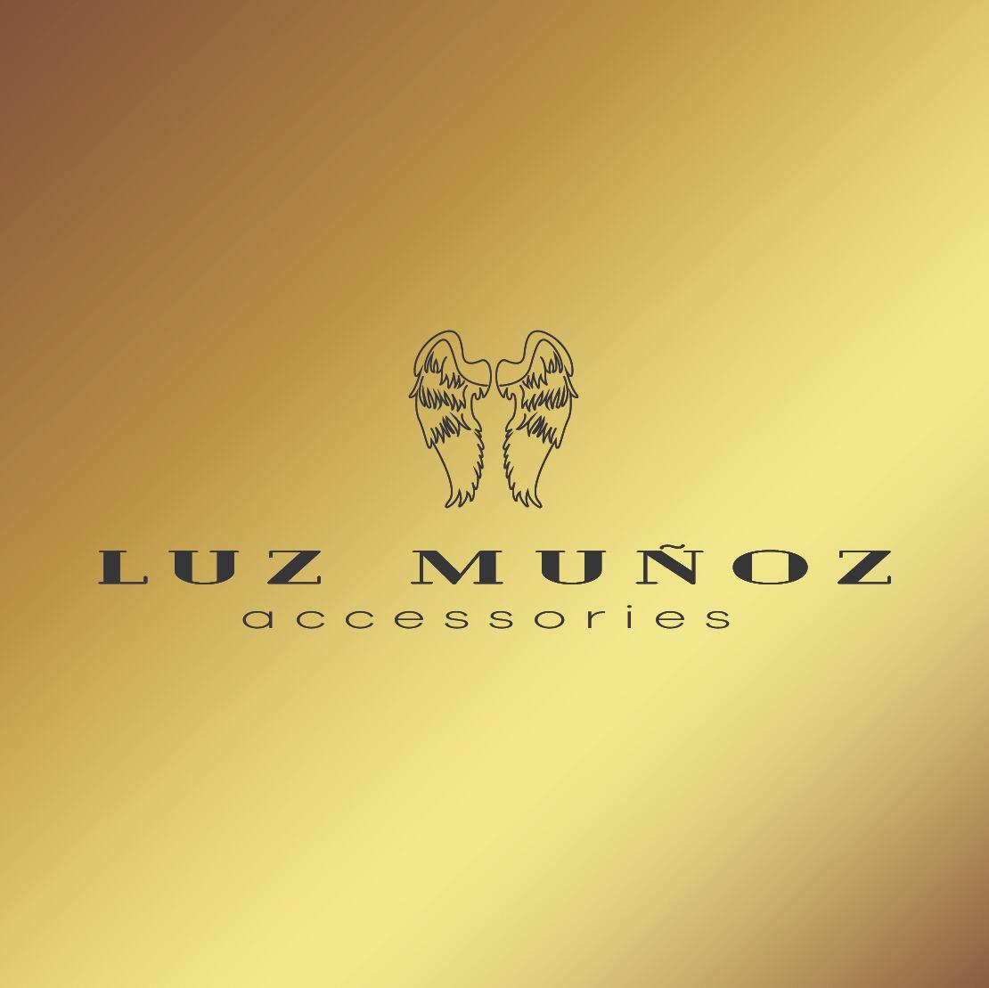 Luz Muñoz Accesories