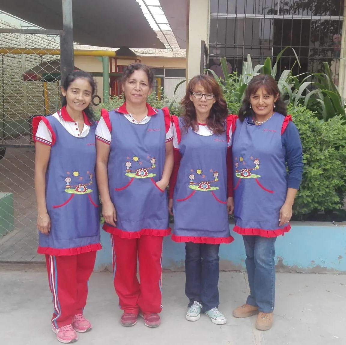 Uniformes para maestras - Prendas - - Arreglos de ropa | Chiclayo