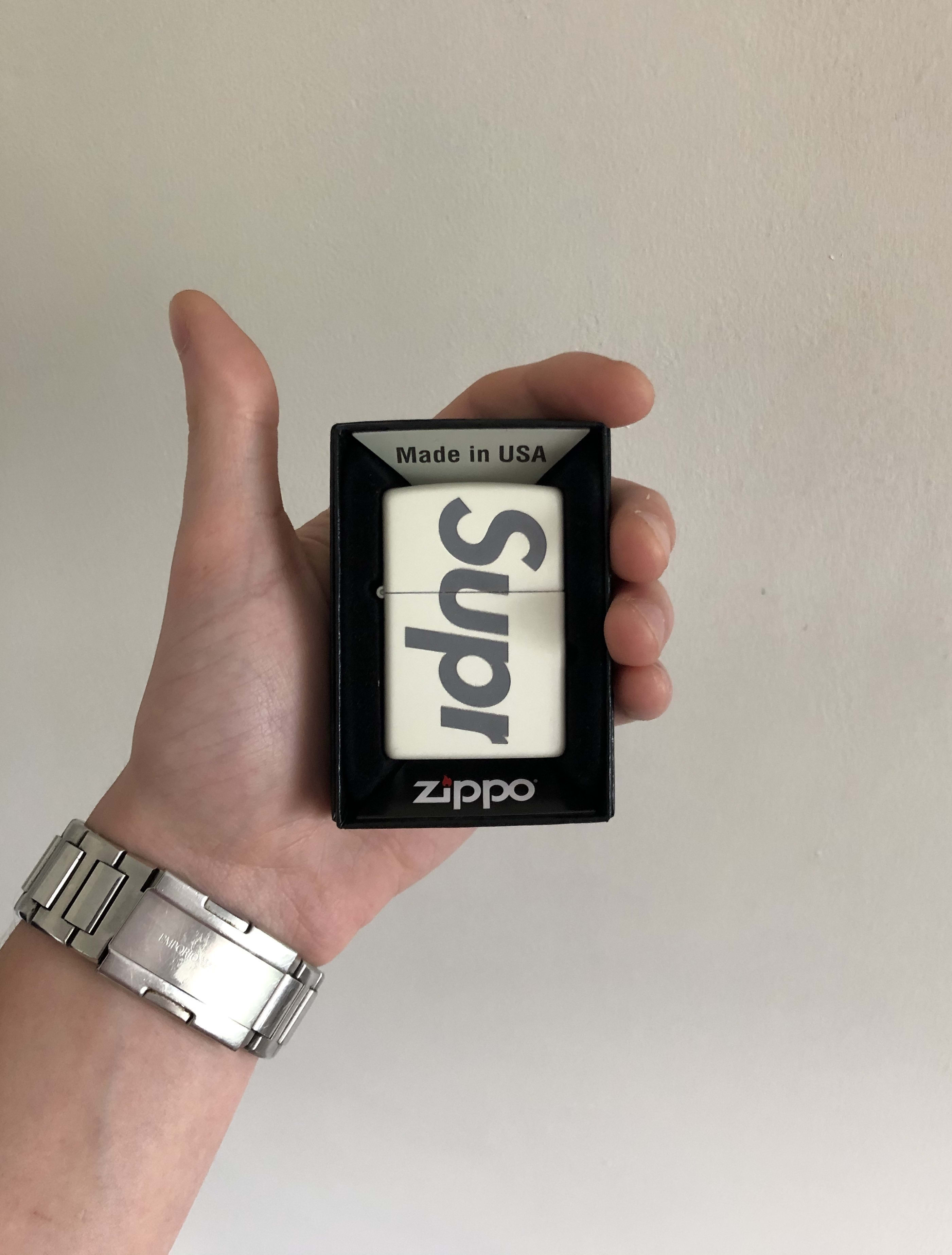 Supreme Glow In The Dark Zippo - Supreme - Accessories - DJ