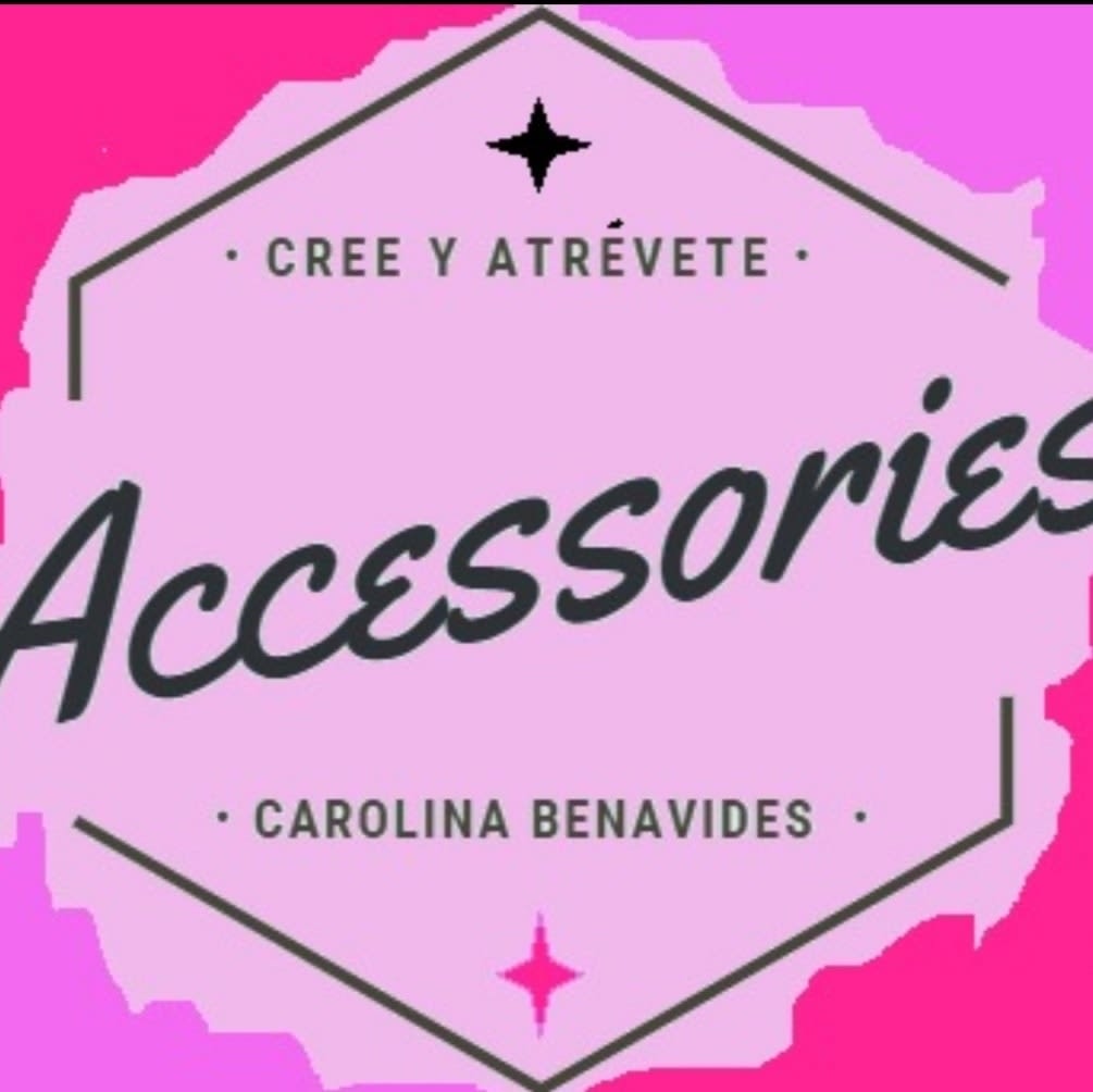 Accessories Carol