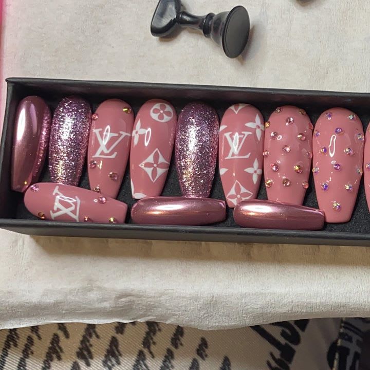 Designing Custom Press On Nails  Louis Vuitton Designer Nails 