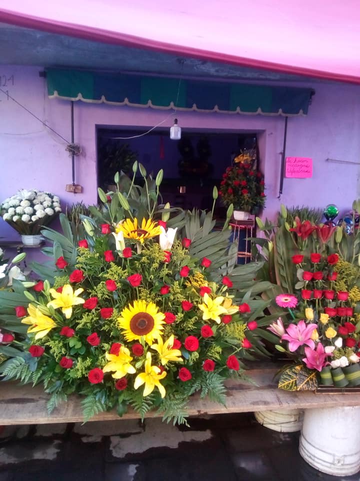 Portadas para iglesia - Flores - Florería Casa Blanca | Ecatepec de Morelos