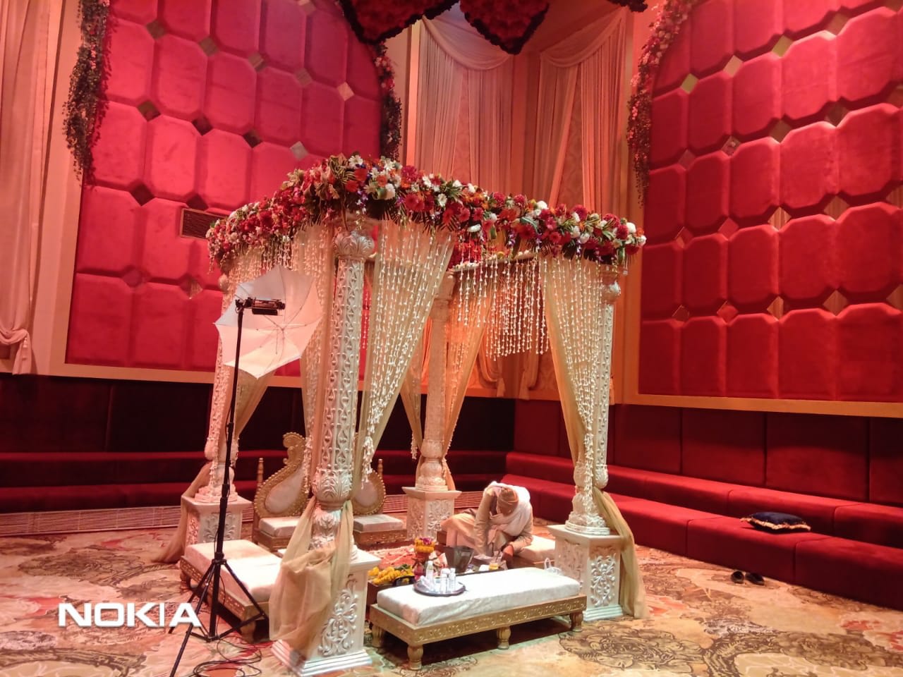 27 Latest Floral Mandap Designs for an Enchanting Wedding Decor |  ShaadiSaga | Wedding mandap, Mandap design, Wedding backdrop decorations