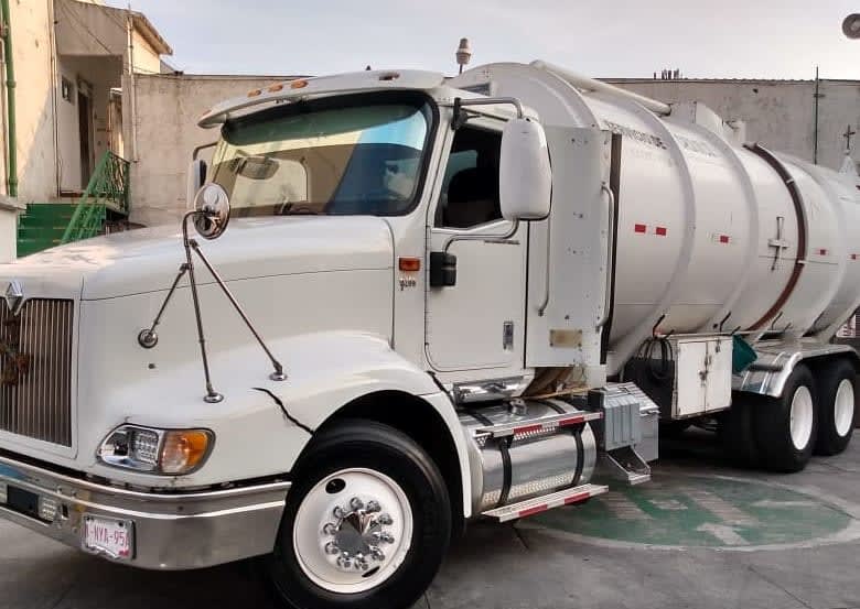 PIPAS DE AGUA POTABLE CUERNAVACA. A.G.