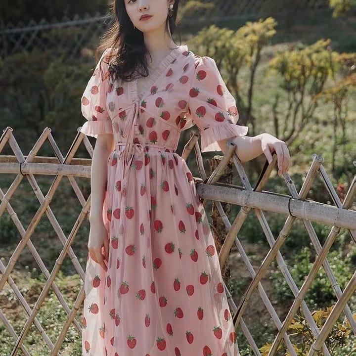 Vestido strawberrys Soft Strawberry Aesthetic Ropa para