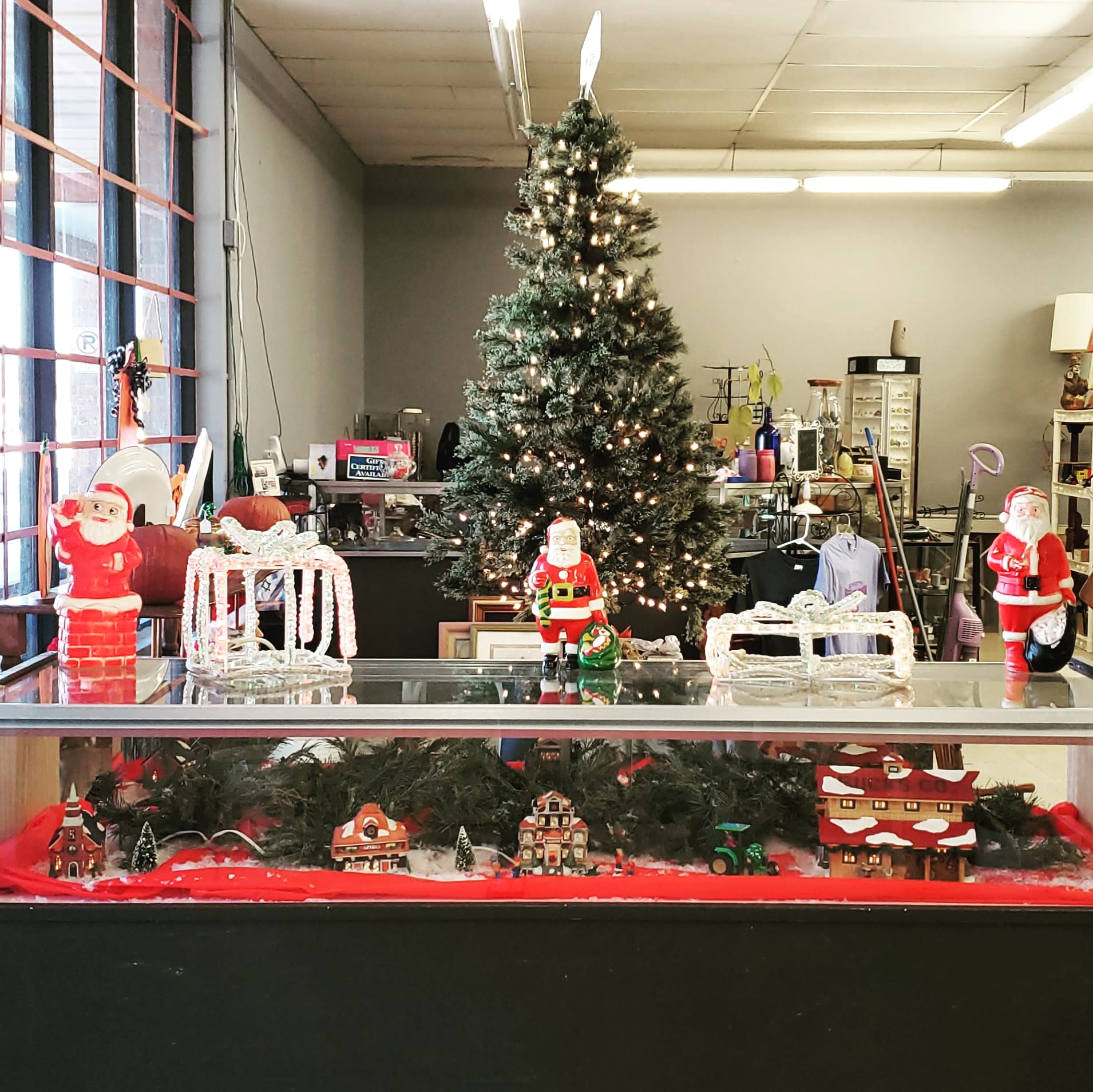 Hertfordshire Antiques & More Antique Store Hertford