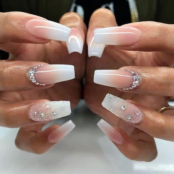 Uñas esculturales - Tratamientos - D Queen Spa | Salón de uñas en Querétaro