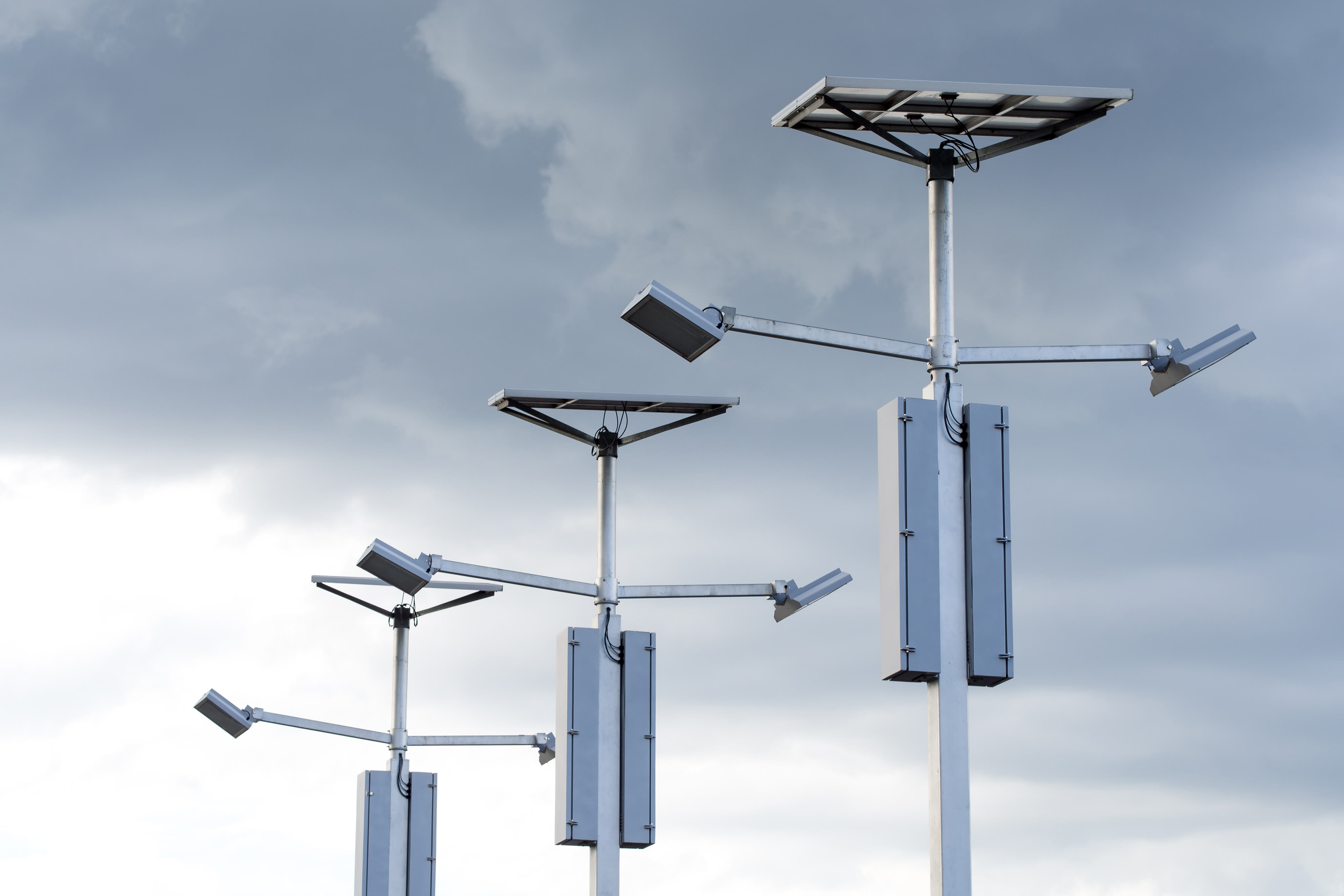 Instalación de luminaria en San Luis