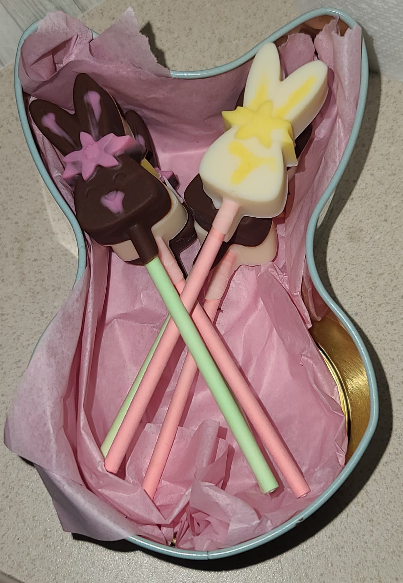 SPARKLY BUNNY CHOCOLATE LOLLIPOPS – Layer Cake Shop