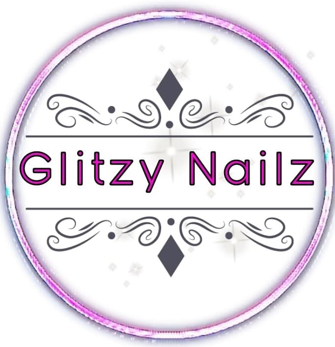 Glitzy Nailz