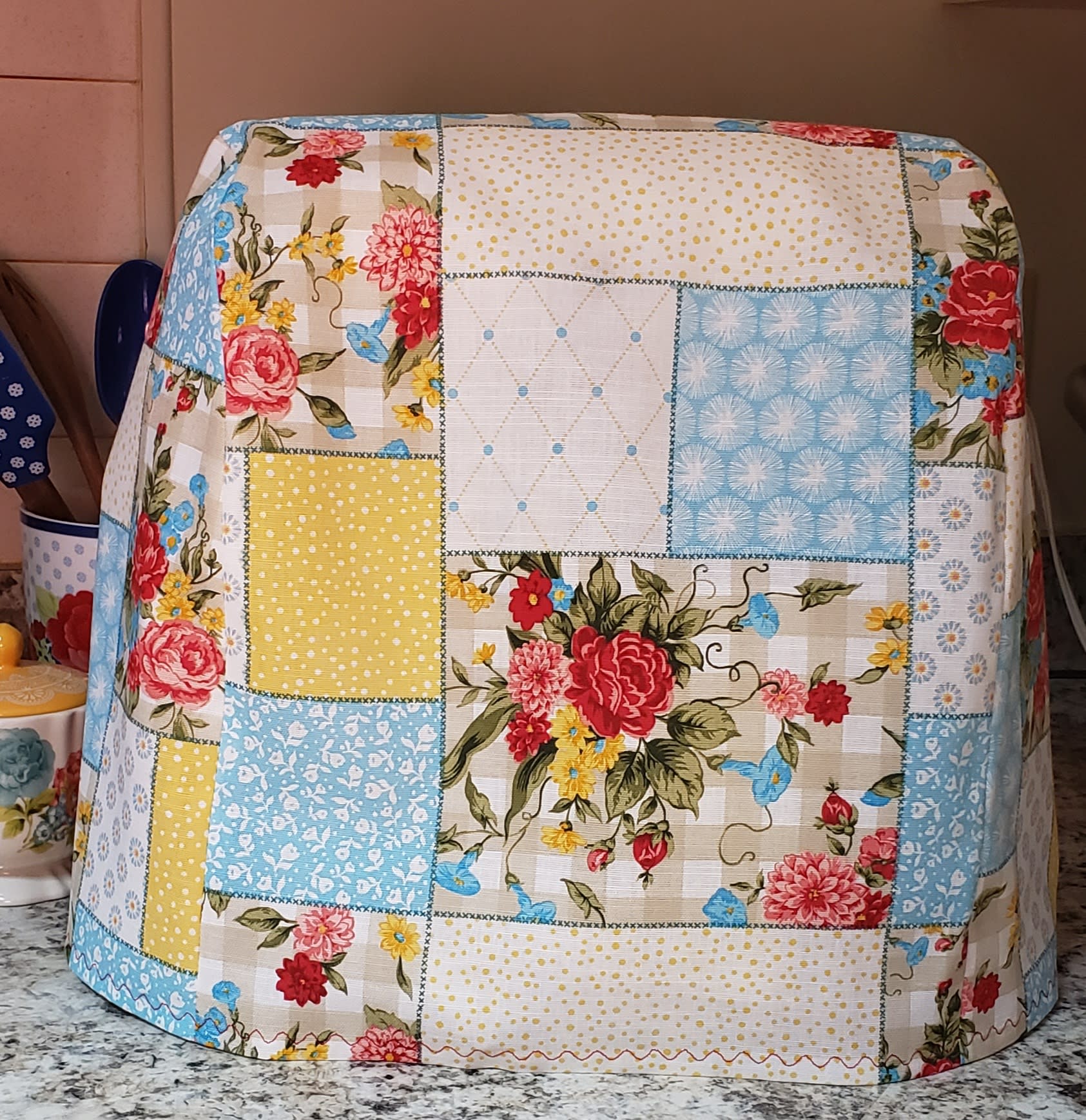 Instant Pot Cover with Pioneer Woman Placemats – Beginner Sewing Projects