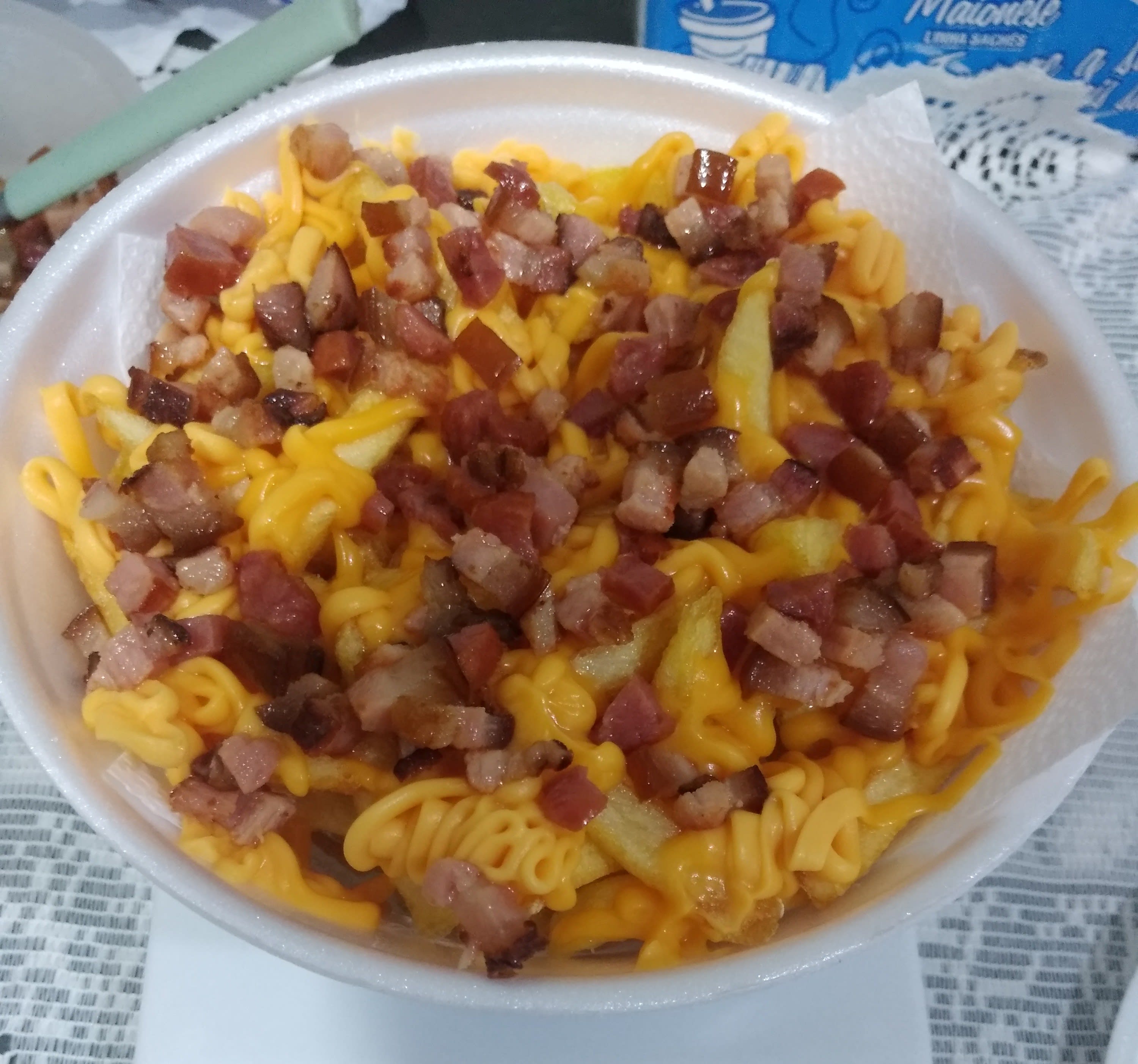 Batata Frita com Cheddar e Bacon - Supermarket