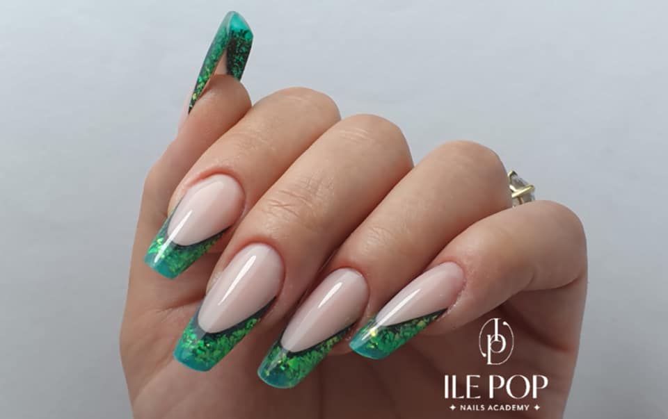 Ile Pop Nails Academy Nails Beauty Trainer in Leytonstone