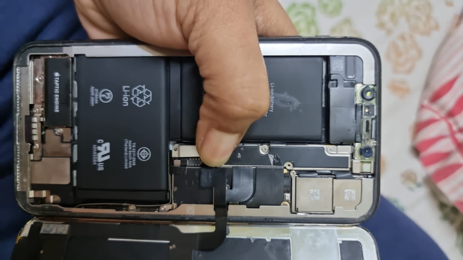 iService /Apple iPhone Premium Service Center