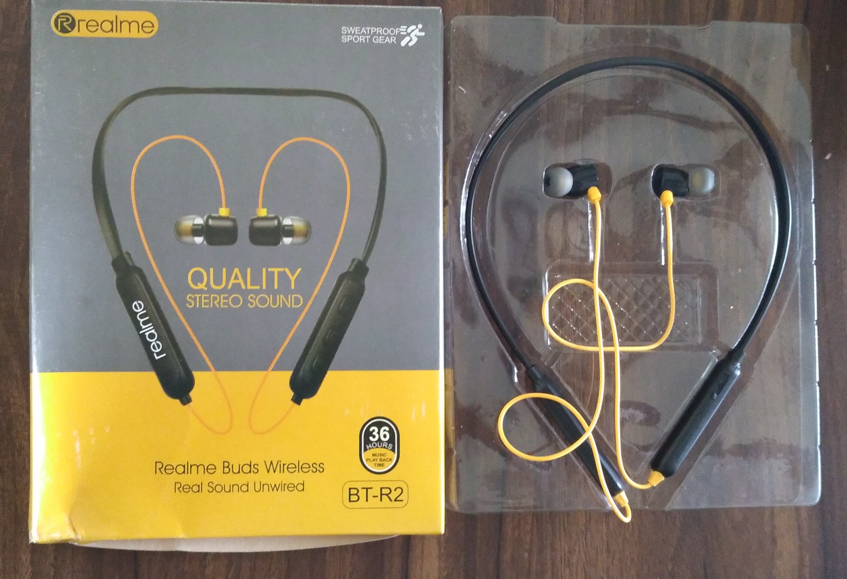 New Bluethooth Earphone Home Delivery