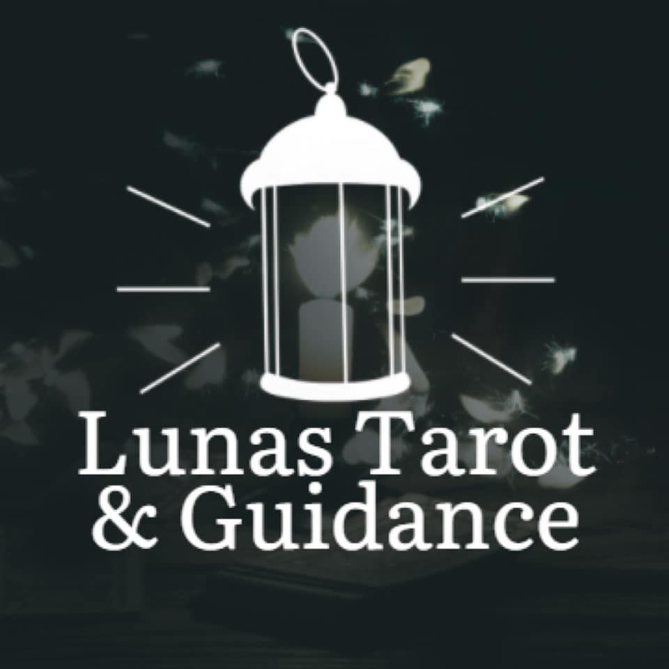 Luna's Tarot & Guidance