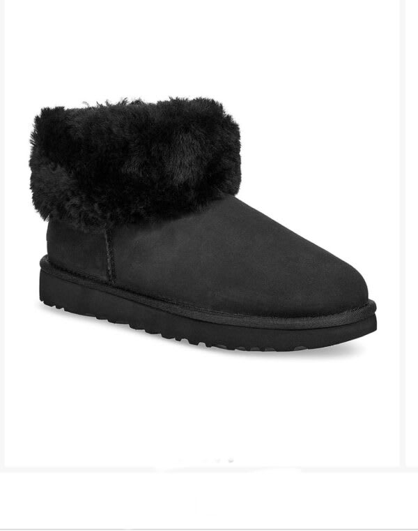 classic mini fluff uggs black