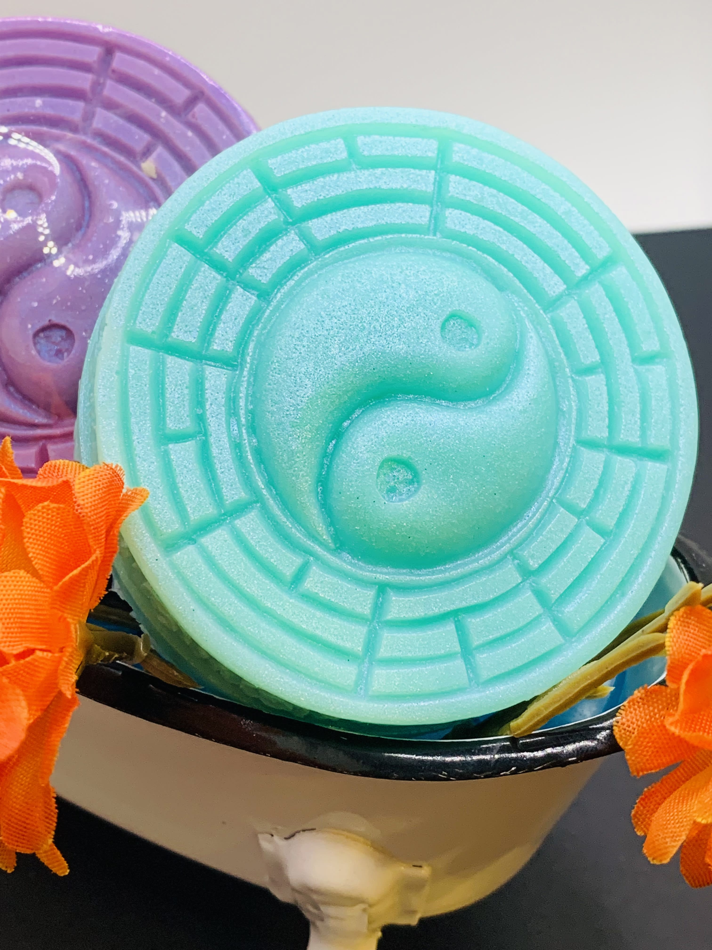 Small yin/yang soap 🪬 hamsa , chakra, ☯️ , 🧘‍♀️ & more Soaps by