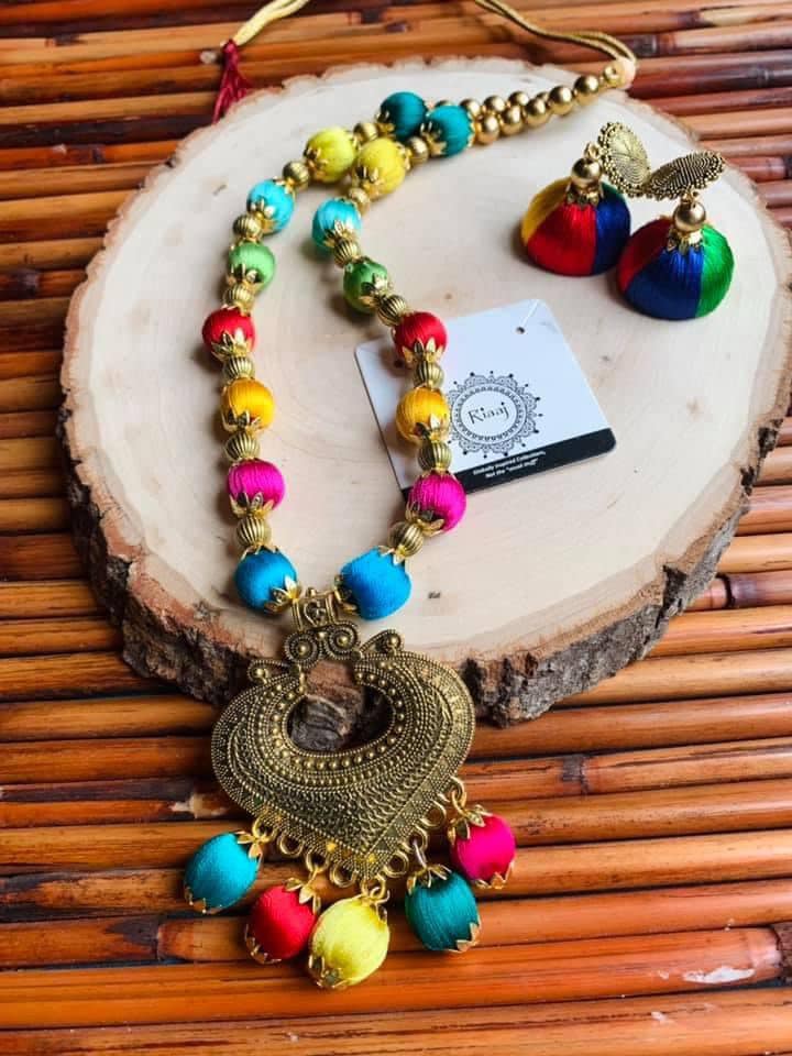 Multicolor silk thread deals necklace