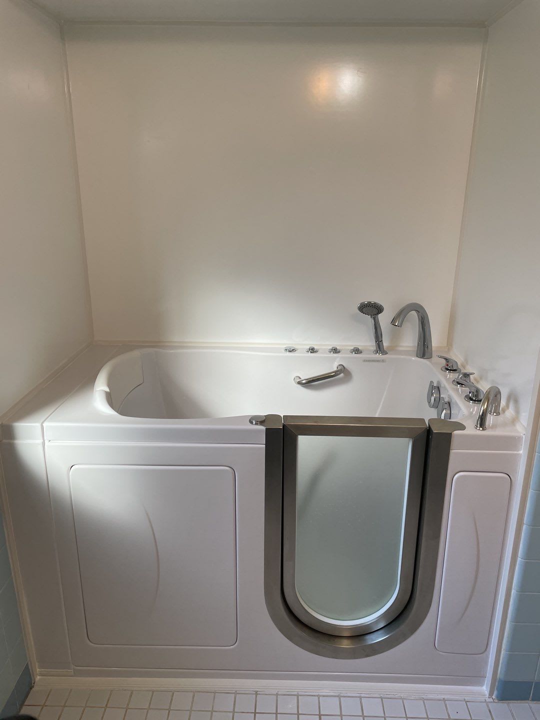 Walkin Bathtub Sales & Installation Quality Bathroom Remodeling