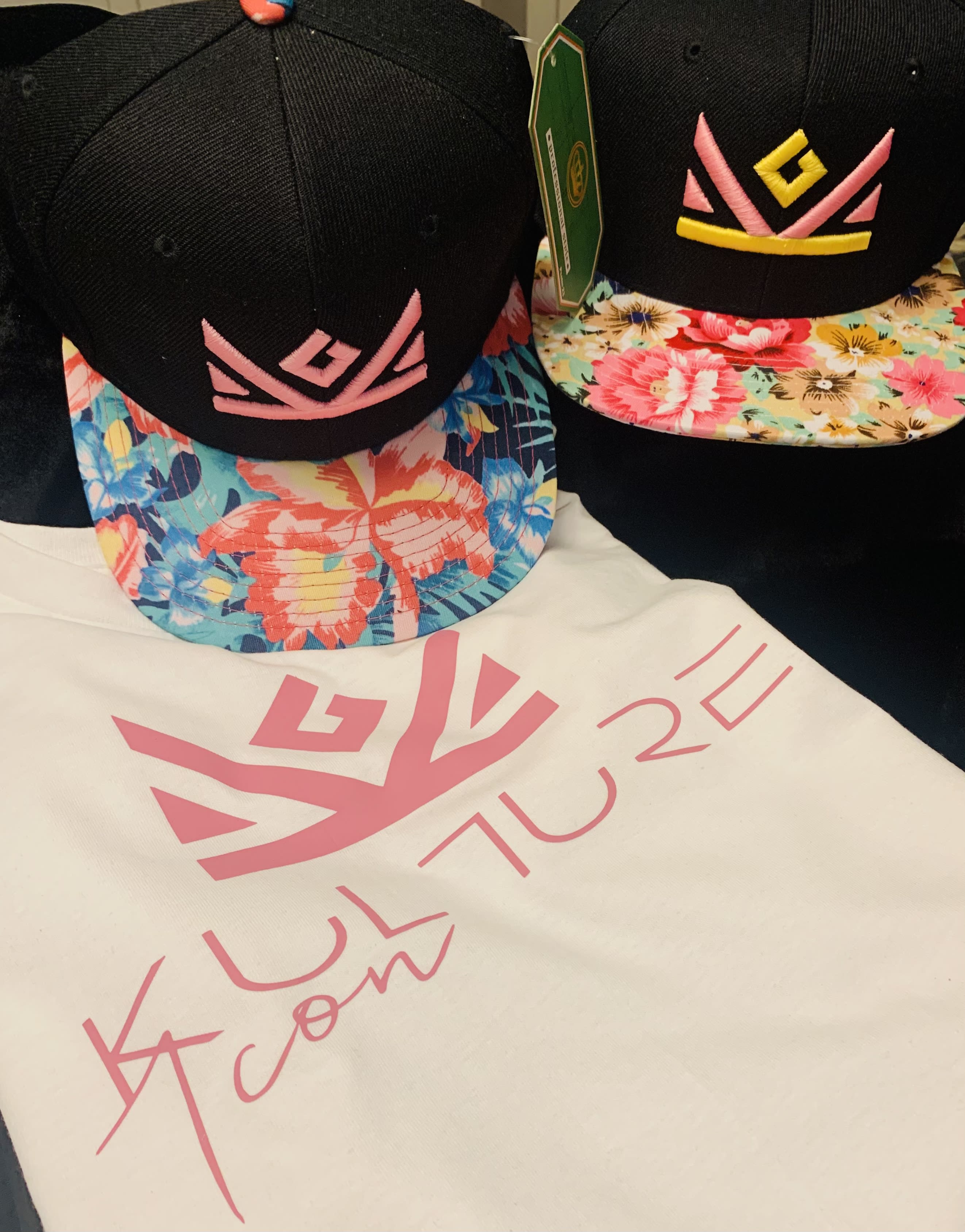 Kulture Icon Hat and T-shirt combo 