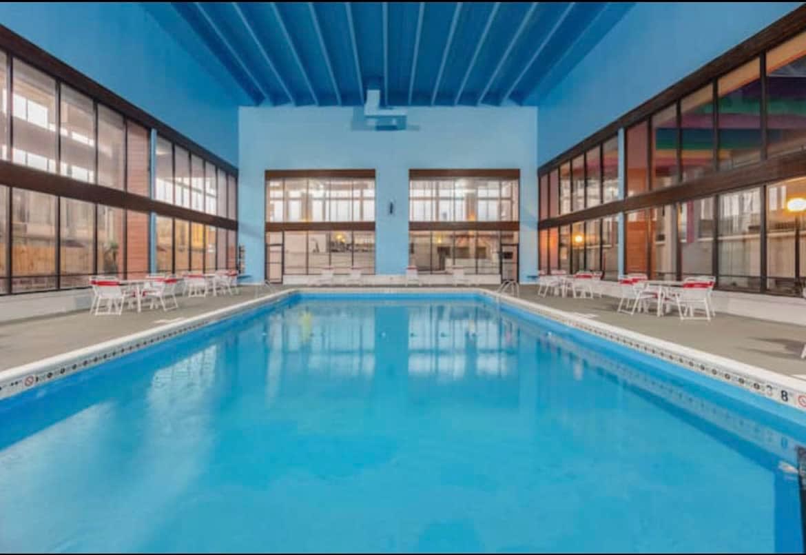 OnSite Swimming Pool Extra Amenities Boutique Hotel Hotel in