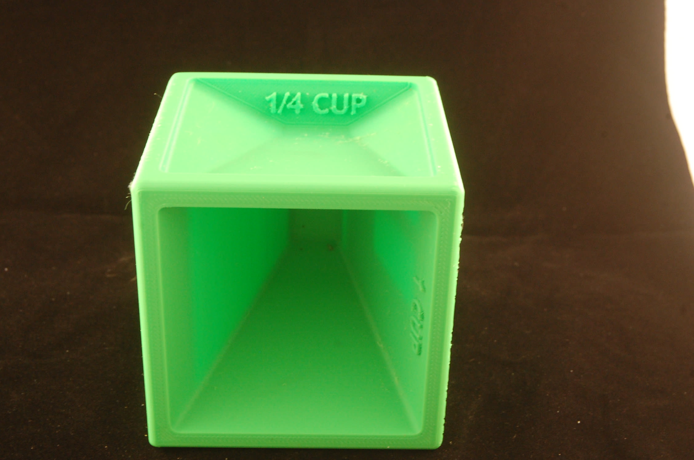 A measuring cube for the kitchen drawer! My wife's excited! Really handy  because it - 3D Printing - Maker Forums