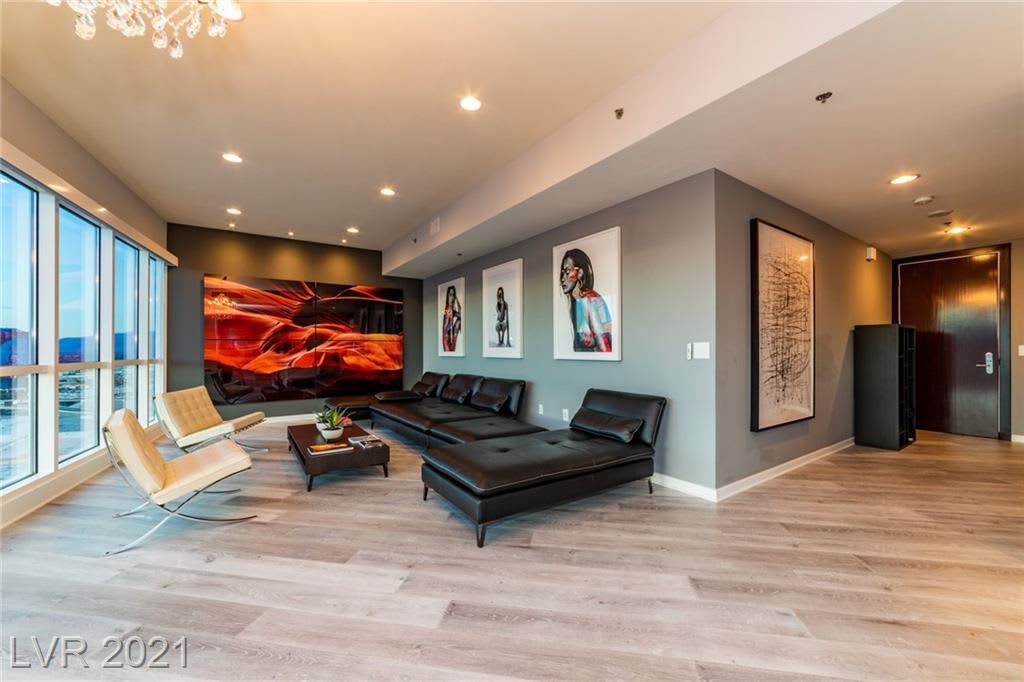 Laurine Huynh-Tran Real Estate Agent