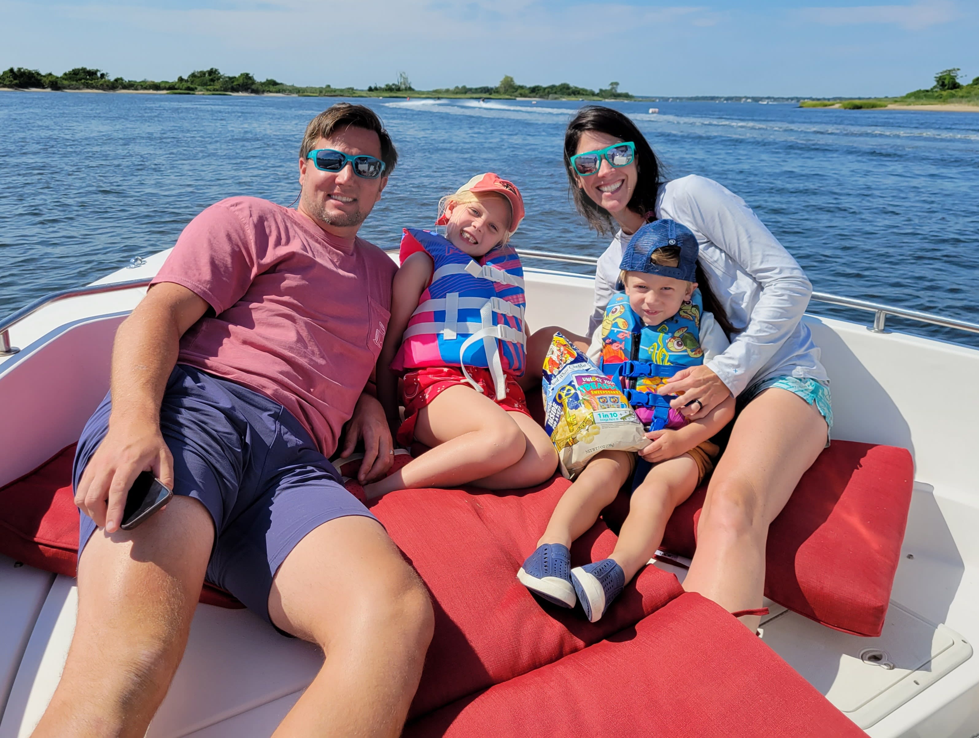 Raritan Bay, Navesink & Shrewsbury River Cruise Fishing Charters